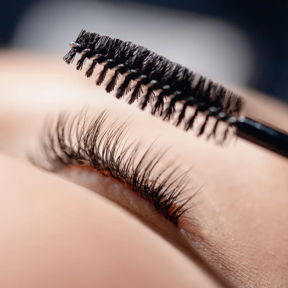 Entretien des extensions de cils